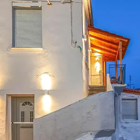 Samprinos Apartament *